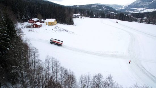 Glattkøring - islagt bakke